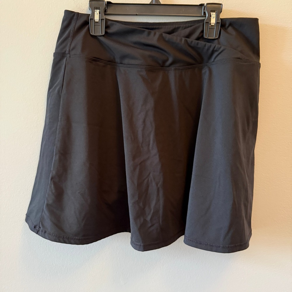LouKeith Black Athletic Skort | Women's Size Large